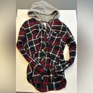 Hooded Flannel long sleeve button up red flannel grey hood size Small
